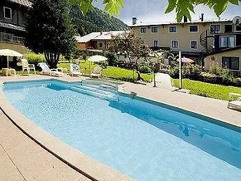 Du Soleil Hotel